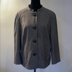 Women's Black and White Jacket/blazer with black button accents